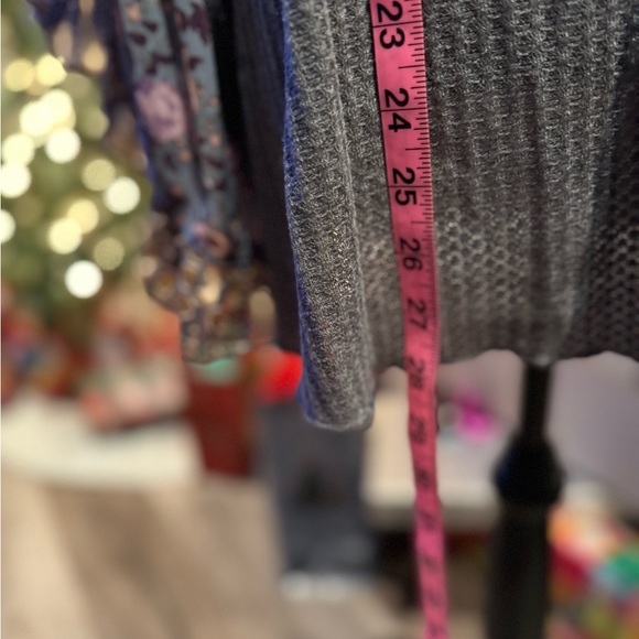 Super cute Umgee brand top! - Picture 7 of 7